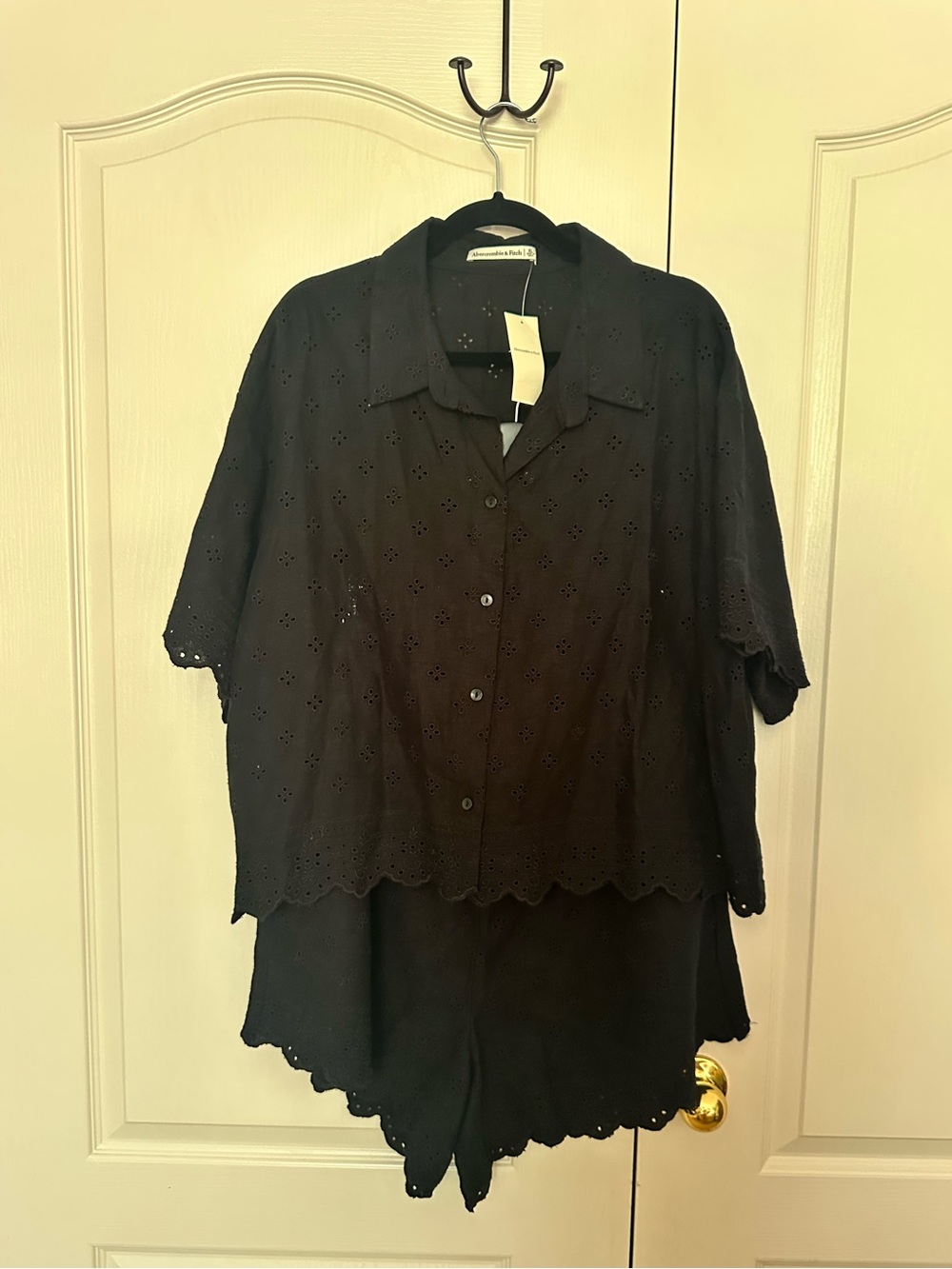 Abercrombie Black Eyelet Set